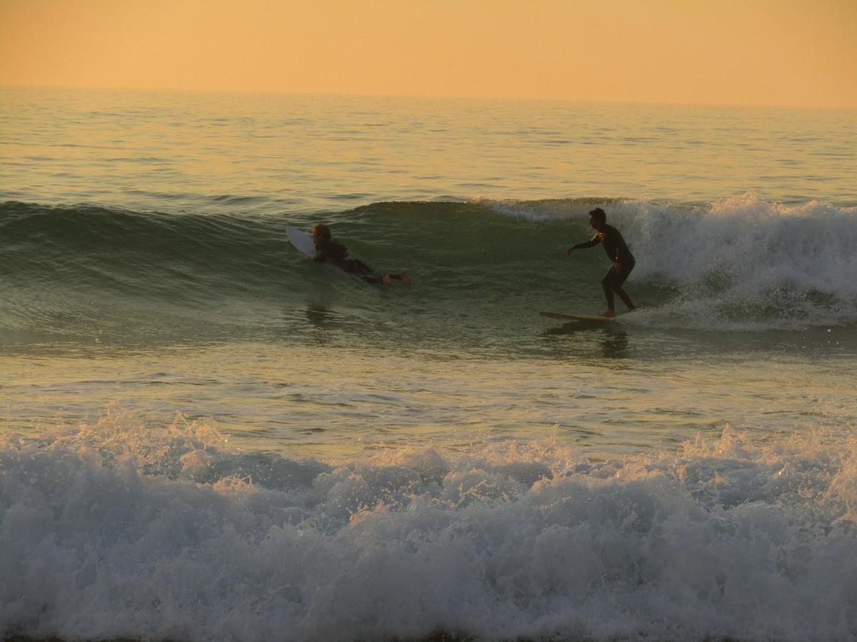 West Coast Surf Hostel Areia Branca Exterior photo