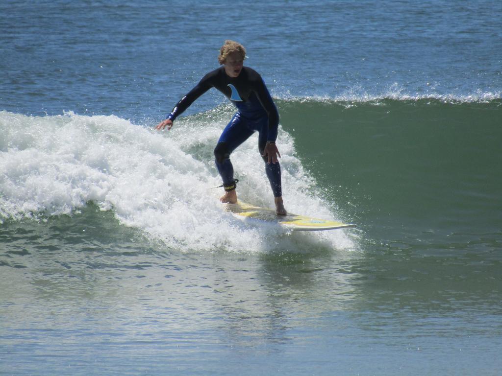 West Coast Surf Hostel Areia Branca Exterior photo