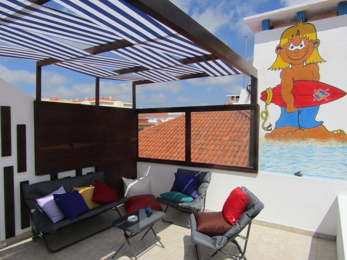 West Coast Surf Hostel Areia Branca Exterior photo